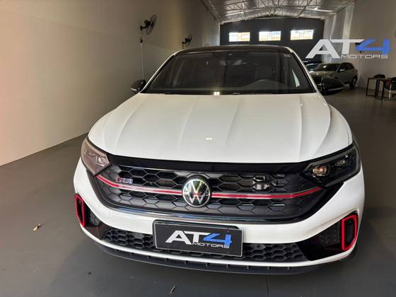 VOLKSWAGEN JETTA 2.0 350 TSI GASOLINA GLI DSG VOLKSWAGEN JETTA 2.0 350 TSI GASOLINA GLI DSG